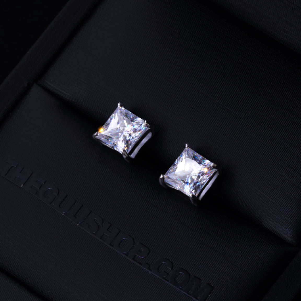 925S VVS Moissanite Solitaire Stud Earrings | Best VVS Hip