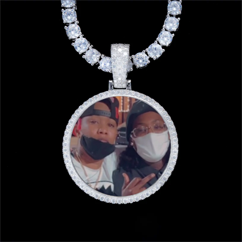 925S & VVS Moissanite 3D Circle Custom Picture Pendant