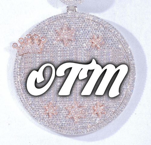 CUSTOM LETTER NECKLACE 3D BIG CROWN DISC