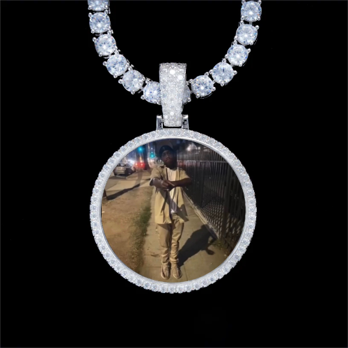 925S & VVS Moissanite 3D Circle Custom Picture Pendant