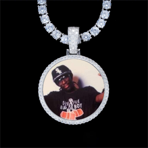 925S & VVS Moissanite 3D Circle Custom Picture Pendant