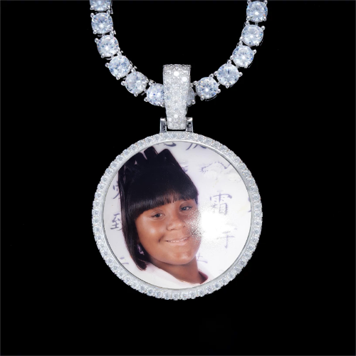 925S & VVS Moissanite 3D Circle Custom Picture Pendant