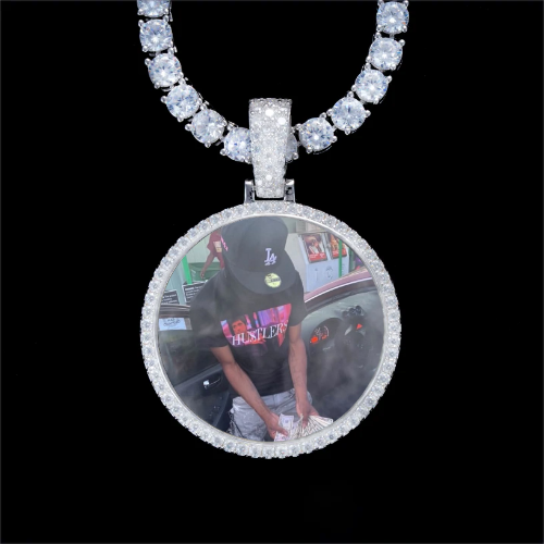 925S & VVS Moissanite 3D Circle Custom Picture Pendant