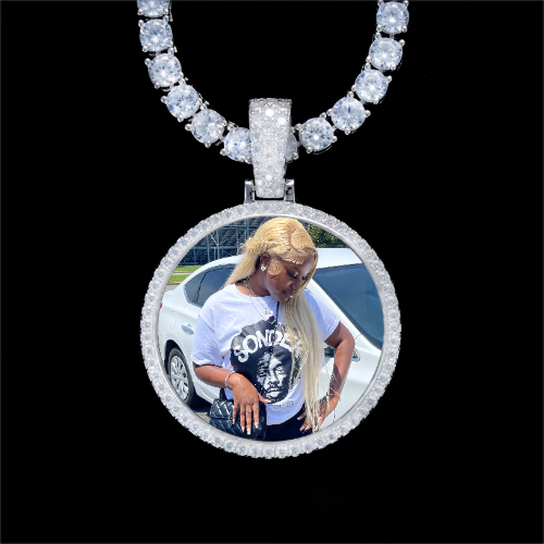 925S & VVS Moissanite 3D Circle Custom Picture Pendant