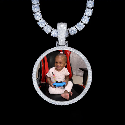 925S & VVS Moissanite 3D Circle Custom Picture Pendant