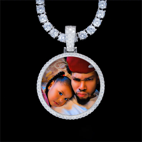 925S & VVS Moissanite 3D Circle Custom Picture Pendant