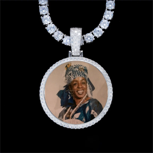 925S & VVS Moissanite 3D Circle Custom Picture Pendant