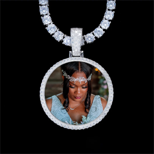 925S & VVS Moissanite 3D Circle Custom Picture Pendant