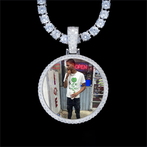 925S & VVS Moissanite 3D Circle Custom Picture Pendant