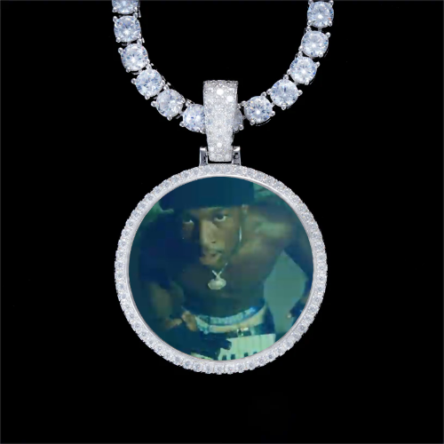 925S & VVS Moissanite 3D Circle Custom Picture Pendant