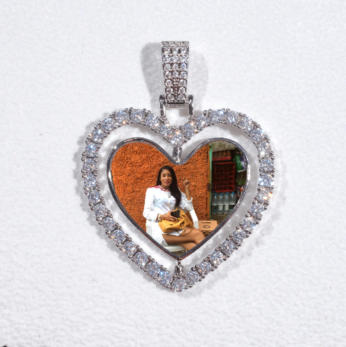 3D Spinning 2-Faced Heart Custom Picture Pendant