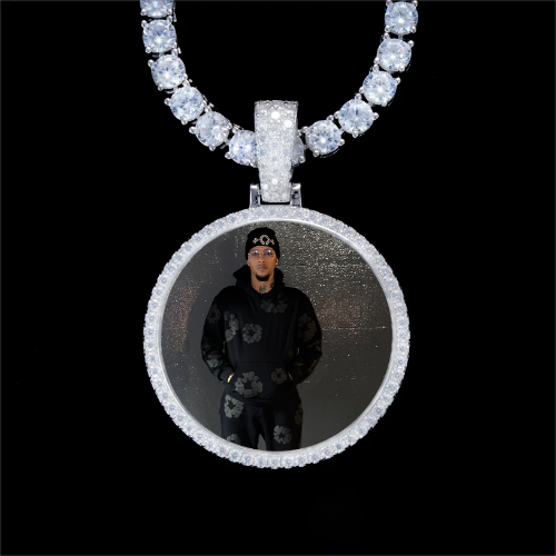 925S & VVS Moissanite 3D Circle Custom Picture Pendant