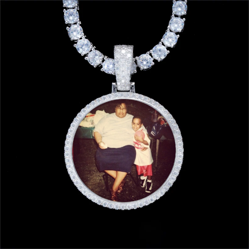 925S & VVS Moissanite 3D Circle Custom Picture Pendant