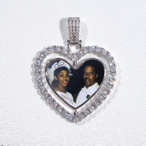 3D Spinning 2-Faced Heart Custom Picture Pendant
