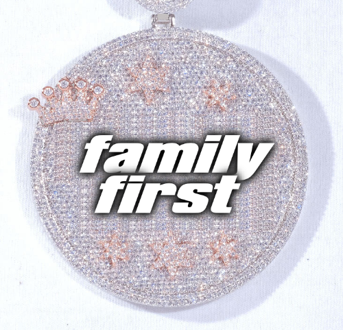 CUSTOM LETTER NECKLACE 3D BIG CROWN DISC
