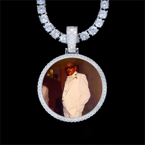925S & VVS Moissanite 3D Circle Custom Picture Pendant