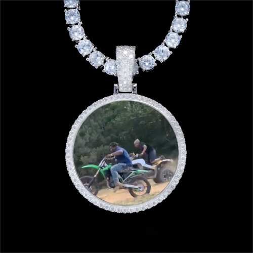 925S & VVS Moissanite 3D Circle Custom Picture Pendant