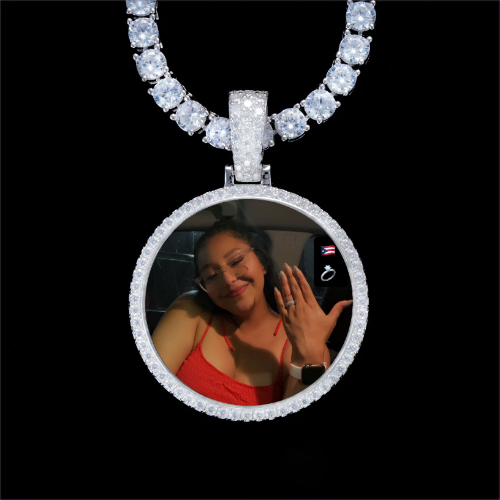 925S & VVS Moissanite 3D Circle Custom Picture Pendant