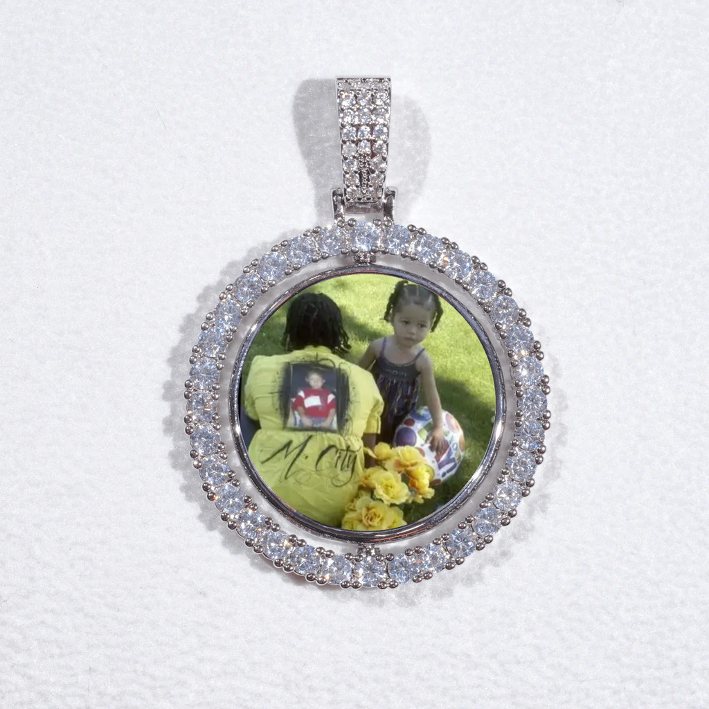 3D Spinning 2-Faced Custom Picture Pendant