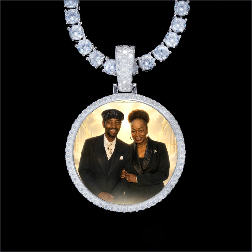 925S & VVS Moissanite 3D Circle Custom Picture Pendant