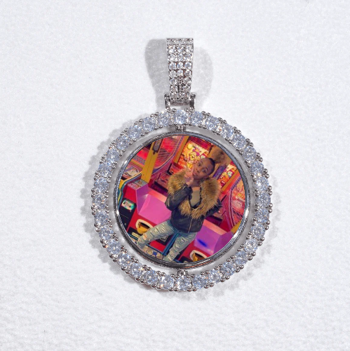 3D Spinning 2-Faced Custom Picture Pendant