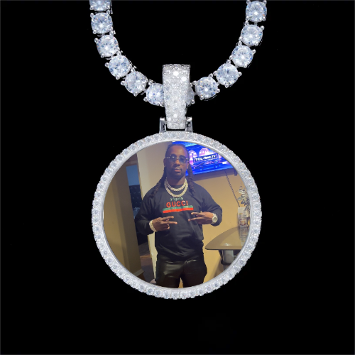 925S & VVS Moissanite 3D Circle Custom Picture Pendant