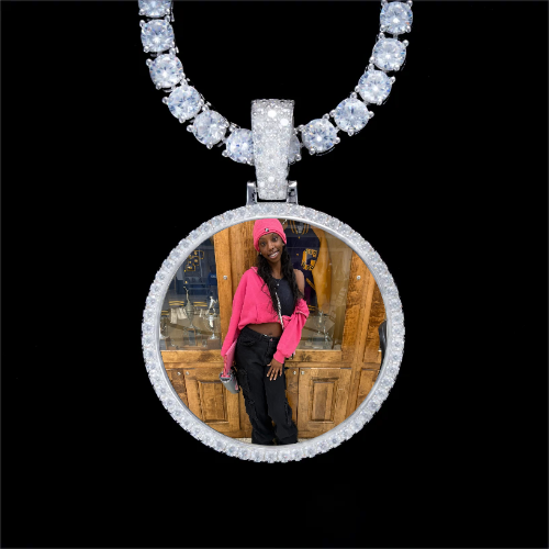 925S & VVS Moissanite 3D Circle Custom Picture Pendant