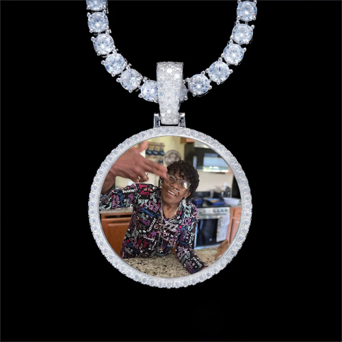 925S & VVS Moissanite 3D Circle Custom Picture Pendant