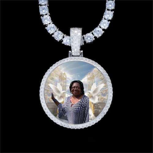 925S & VVS Moissanite 3D Circle Custom Picture Pendant