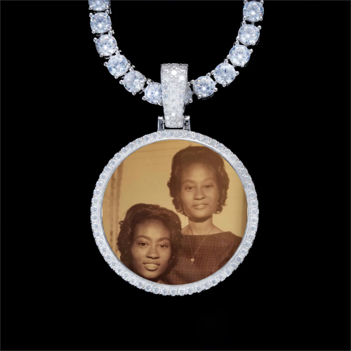 925S & VVS Moissanite 3D Circle Custom Picture Pendant