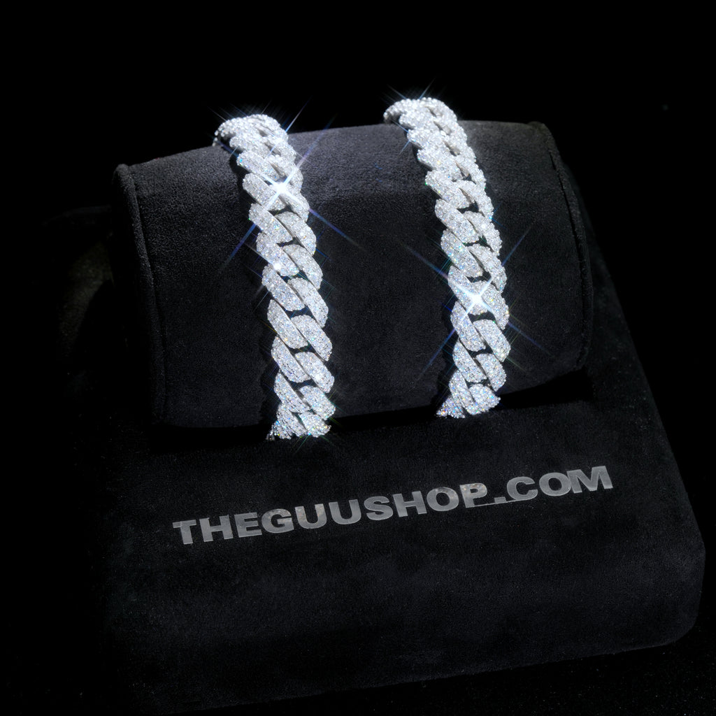 925S & VVS MOISSANITE 10MM CUBAN BRACELET