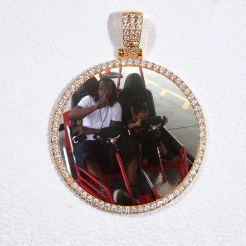 MEDIUM 3D CIRCLE CUSTOM PICTURE PENDANT