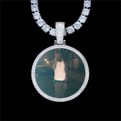 925S & VVS Moissanite 3D Circle Custom Picture Pendant