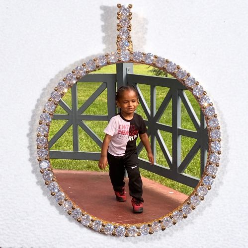 LARGE 3D CIRCLE CUSTOM PICTURE PENDANT