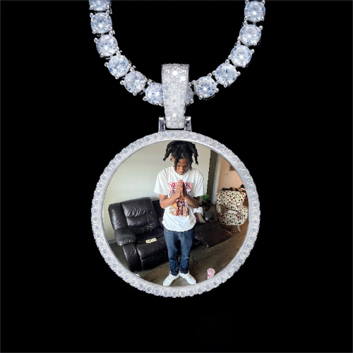 925S & VVS Moissanite 3D Circle Custom Picture Pendant