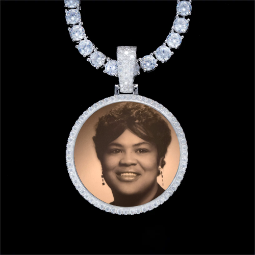 925S & VVS Moissanite 3D Circle Custom Picture Pendant