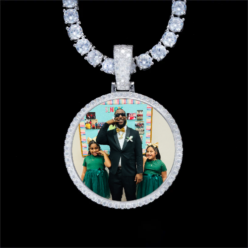 925S & VVS Moissanite 3D Circle Custom Picture Pendant