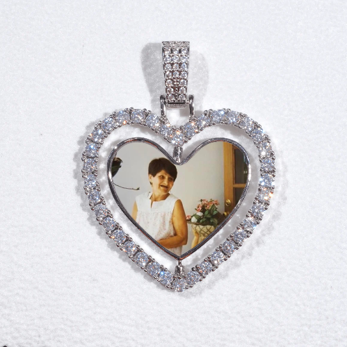 3D Spinning 2-Faced Heart Custom Picture Pendant