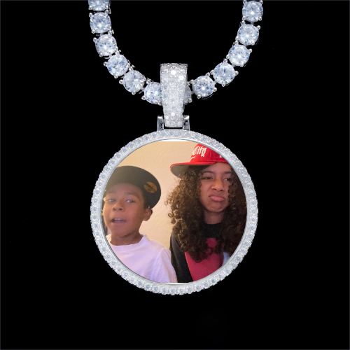 925S & VVS Moissanite 3D Circle Custom Picture Pendant