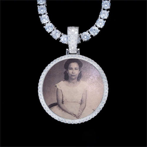 925S & VVS Moissanite 3D Circle Custom Picture Pendant