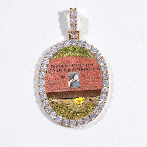 3D Oval Custom Picture Pendant