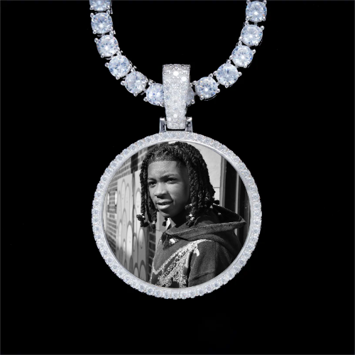 925S & VVS Moissanite 3D Circle Custom Picture Pendant