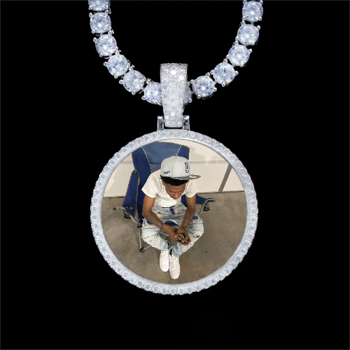 925S & VVS Moissanite 3D Circle Custom Picture Pendant