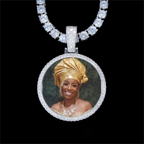 925S & VVS Moissanite 3D Circle Custom Picture Pendant