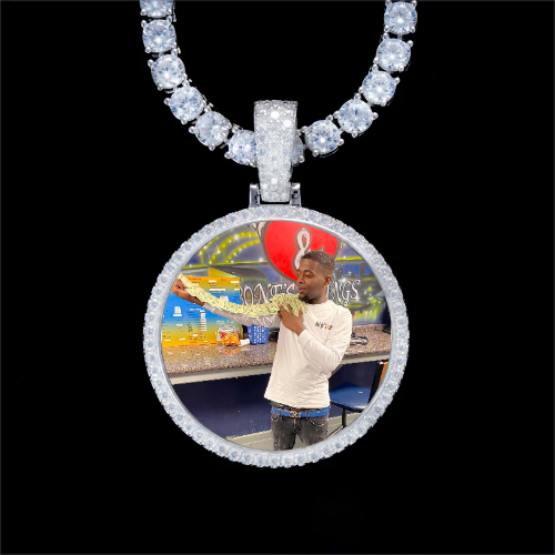 925S & VVS Moissanite 3D Circle Custom Picture Pendant