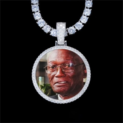 925S & VVS Moissanite 3D Circle Custom Picture Pendant