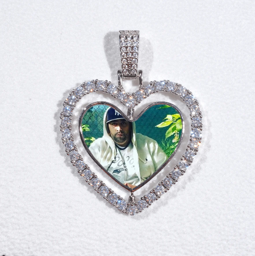 3D Spinning 2-Faced Heart Custom Picture Pendant