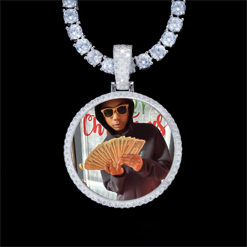 925S & VVS Moissanite 3D Circle Custom Picture Pendant