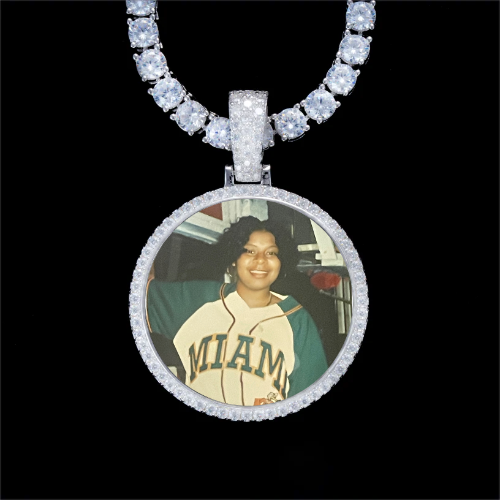 925S & VVS Moissanite 3D Circle Custom Picture Pendant