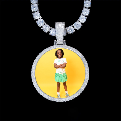 925S & VVS Moissanite 3D Circle Custom Picture Pendant